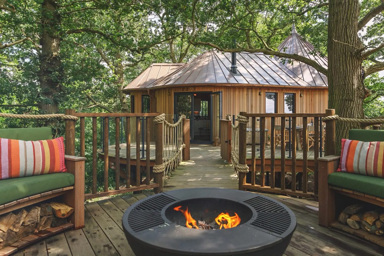 A romantic weekend in a tree house on the River Waveney, Suffolk